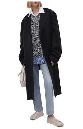 Женские текстильные кеды ACNE STUDIOS розового цвета по цене 24950 руб., арт. AD0347 | Фото 2 Женские текстильные кеды ACNE STUDIOS розового цвета, арт. AD0347 | Фото 2