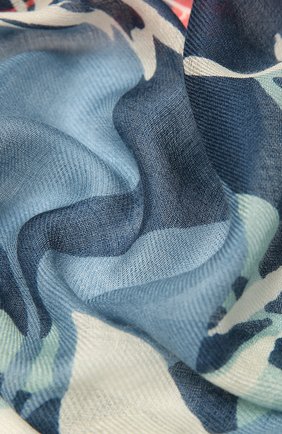 Женская шаль из кашемира и шелка LORO PIANA синего цвета по цене 122500 руб., арт. FAL7631 | Фото 2 Женская шаль из кашемира и шелка LORO PIANA синего цвета, арт. FAL7631 | Фото 2