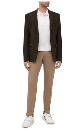 Мужские хлопковые брюки VERSACE бежевого цвета по цене 47450 руб., арт. A89392/A229958 | Фото 2 Мужские хлопковые брюки VERSACE бежевого цвета, арт. A89392/A229958 | Фото 2 (Случай: Повседневный; Силуэт М (брюки): Чиносы; Материал внешний: Хлопок; Стили: Кэжуэл; Длина (брюки, джинсы): Стандартные)