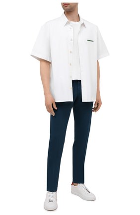 Мужские хлопковые брюки LORO PIANA бирюзового цвета по цене 49950 руб., арт. FAE0477 | Фото 2 Мужские хлопковые брюки LORO PIANA бирюзового цвета, арт. FAE0477 | Фото 2 (Материал внешний: Хлопок; Стили: Кэжуэл; Случай: Повседневный; Силуэт М (брюки): Чиносы; Длина (брюки, джинсы): Стандартные)