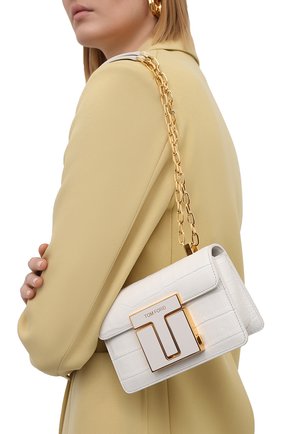 Женская сумка 001 small TOM FORD белого цвета по цене 213000 руб., арт. L1384E-LCL150 | Фото 2 Женская сумка 001 small TOM FORD белого цвета, арт. L1384E-LCL150 | Фото 2 (Размер: small; Сумки-технические: Сумки через плечо; Женское Кросс-КТ: Вечерняя сумка; Ремень/цепочка: С цепочкой, На ремешке; Материал: Натуральная кожа)