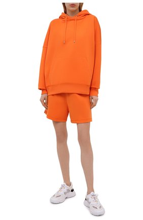 Женские хлопковые шорты HERON PRESTON FOR CALVIN KLEIN оранжевого цвета по цене 10400 руб., арт. K10K108245 | Фото 2 Женские хлопковые шорты HERON PRESTON FOR CALVIN KLEIN оранжевого цвета, арт. K10K108245 | Фото 2 (Женское Кросс-КТ: Шорты-спорт, Шорты-одежда; Материал внешний: Хлопок; Длина Ж (юбки, платья, шорты): Мини)
