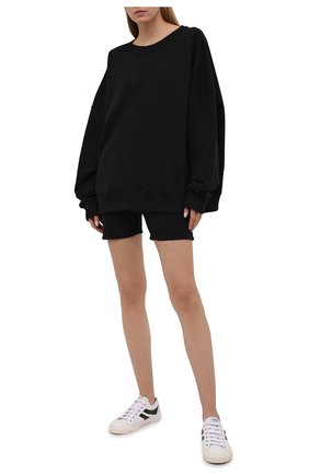 Женские хлопковые шорты HERON PRESTON FOR CALVIN KLEIN черного цвета по цене 7995 руб., арт. K20K203538 | Фото 2 Женские хлопковые шорты HERON PRESTON FOR CALVIN KLEIN черного цвета, арт. K20K203538 | Фото 2
