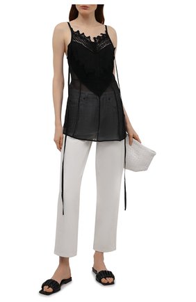 Женский топ из хлопка и шелка loewe x paula's ibiza LOEWE черного цвета по цене 53550 руб., арт. S616Y07X19 | Фото 2 Женский топ из хлопка и шелка loewe x paula's ibiza LOEWE черного цвета, арт. S616Y07X19 | Фото 2 (Материал внешний: Шелк, Хлопок; Кросс-КТ: без рукавов; Длина (для топов): Стандартные; Стили: Бохо; Рукава: На бретелях)