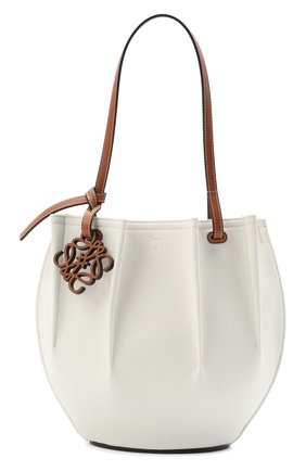 Женский сумка-тоут shell loewe x paula's ibiza LOEWE белого цвета по цене 142000 руб., арт. A884T49X02 | Фото 1 Женский сумка-тоут shell loewe x paula's ibiza LOEWE белого цвета, арт. A884T49X02 | Фото 1 (Сумки-технические: Сумки-шопперы; Размер: medium; Материал: Текстиль)