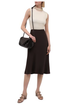 Женские кожаные мюли rockstud VALENTINO бежевого цвета по цене 75800 руб., арт. VW0S0C47/PZD | Фото 2 Женские кожаные мюли rockstud VALENTINO бежевого цвета, арт. VW0S0C47/PZD | Фото 2