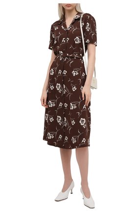 Женское шелковое платье RALPH LAUREN коричневого цвета по цене 196000 руб., арт. 290840866 | Фото 2 Женское шелковое платье RALPH LAUREN коричневого цвета, арт. 290840866 | Фото 2 (Материал внешний: Шелк; Случай: Повседневный; Стили: Кэжуэл; Длина Ж (юбки, платья, шорты): Миди; Рукава: Короткие; Женское Кросс-КТ: платье-рубашка, Платье-одежда)
