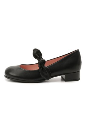 Детские кожаные туфли PRETTY BALLERINAS черного цвета по цене 16350 руб., арт. 49.118/C0T0N | Фото 2 Детские кожаные туфли PRETTY BALLERINAS черного цвета, арт. 49.118/C0T0N | Фото 2 (Материал внутренний: Натуральная кожа; Материал внешний: Кожа; Девочки-школьная форма: Классическая обувь; Региональные ограничения белый список (Axapta Mercury): RU; Длина стельки: 22,6, 18, 21,3, 18,6, 19,3, 20,8, 15,2, 17,3, 22,1, 15,8)