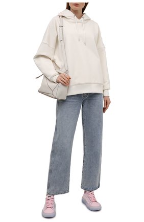 Женские текстильные кеды VERSACE розового цвета по цене 39950 руб., арт. DST644D/DTE10G | Фото 2 Женские текстильные кеды VERSACE розового цвета, арт. DST644D/DTE10G | Фото 2