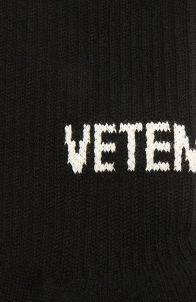 Мужские хлопковые носки VETEMENTS черного цвета по цене 8735 руб., арт. UA52S0200B 2906/M | Фото 2 Мужские хлопковые носки VETEMENTS черного цвета, арт. UA52S0200B 2906/M | Фото 2