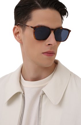 Мужские солнцезащитные очки MONCLER коричневого цвета по цене 20550 руб., арт. ML 0150 52V 56 С/З ОЧКИ | Фото 2 Мужские солнцезащитные очки MONCLER коричневого цвета, арт. ML 0150 52V 56 С/З ОЧКИ | Фото 2