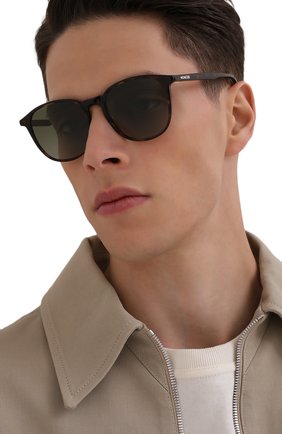Мужские солнцезащитные очки MONCLER коричневого цвета по цене 27750 руб., арт. ML 0189 56R 52 С/З ОЧКИ | Фото 2 Мужские солнцезащитные очки MONCLER коричневого цвета, арт. ML 0189 56R 52 С/З ОЧКИ | Фото 2