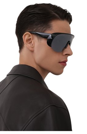Мужские солнцезащитные очки MONCLER черного цвета по цене 26700 руб., арт. ML 0202 01A 00 С/З ОЧКИ | Фото 2 Мужские солнцезащитные очки MONCLER черного цвета, арт. ML 0202 01A 00 С/З ОЧКИ | Фото 2