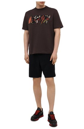 Мужские комбинированные кроссовки rockrunner VALENTINO черного цвета по цене 56750 руб., арт. WY2S0723/NSD | Фото 2 Мужские комбинированные кроссовки rockrunner VALENTINO черного цвета, арт. WY2S0723/NSD | Фото 2