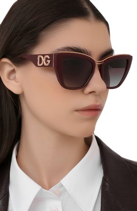 Женские солнцезащитные очки DOLCE & GABBANA бордового цвета по цене 21300 руб., арт. 6144-32858G | Фото 2 Женские солнцезащитные очки DOLCE & GABBANA бордового цвета, арт. 6144-32858G | Фото 2 (Тип очков: С/з; Оптика Гендер: оптика-женское; Очки форма: Cat-eye)