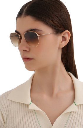 Женские солнцезащитные очки RAY-BAN коричневого цвета, арт. 3548-001/51 | Фото 2 (Тип очков: С/з; Региональные ограничения белый список (Axapta Mercury): RU; Кросс-КТ: С/з-унисекс; Оптика Гендер: оптика-унисекс; Очки форма: Прямоугольные)