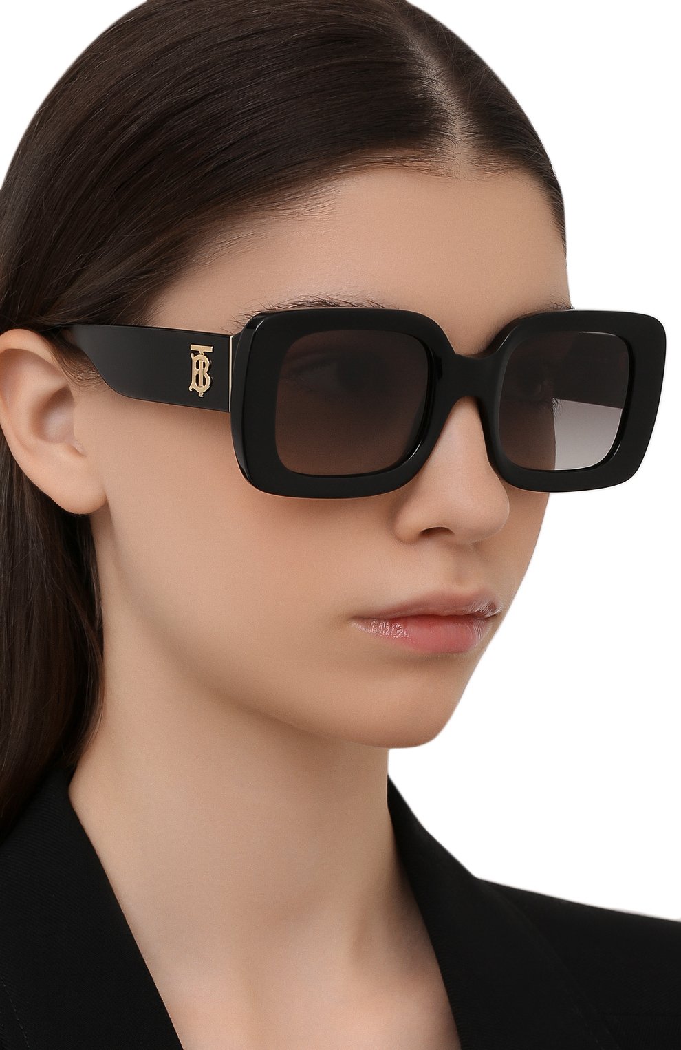 Женские солнцезащитные очки BURBERRY черного цвета, арт. 4327-300111 | Фото 2 (Региональные ограничения белый список (Axapta Mercury): RU; Тип очков: С/з; Оптика Гендер: оптика-женское; Очки форма: Прямоугольные)