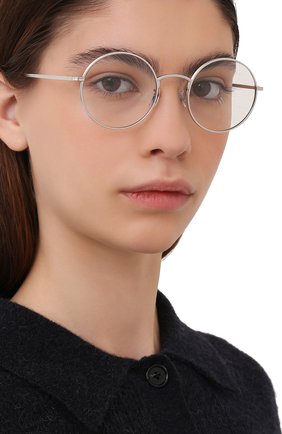 Женские солнцезащитные очки OLIVER PEOPLES серебряного цвета по цене 31400 руб., арт. 1197ST-52541W | Фото 2 Женские солнцезащитные очки OLIVER PEOPLES серебряного цвета, арт. 1197ST-52541W | Фото 2 (Тип очков: С/з; Очки форма: Круглые; Оптика Гендер: оптика-унисекс)