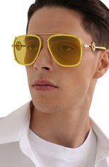 Женские солнцезащитные очки VERSACE желтого цвета, арт. 2233-14736D | Фото 3 (Кросс-КТ: С/з-унисекс; Региональные ограничения белый список (Axapta Mercury): RU; Тип очков: С/з; Очки форма: Авиаторы, Прямоугольные; Оптика Гендер: оптика-унисекс)