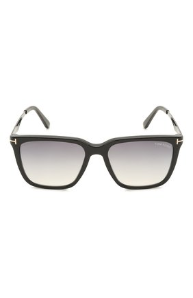Женские солнцезащитные очки TOM FORD черного цвета по цене 27350 руб., арт. TF862 01B | Фото 4 Женские солнцезащитные очки TOM FORD черного цвета, арт. TF862 01B | Фото 4 (Тип очков: С/з; Оптика Гендер: оптика-унисекс; Очки форма: Прямоугольные)