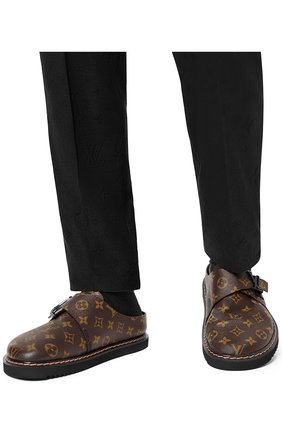 Мужские сабо lv easy LOUIS VUITTON коричневого цвета по цене 78500 руб., арт. 1A8WI7 | Фото 2 Мужские сабо lv easy LOUIS VUITTON коричневого цвета, арт. 1A8WI7 | Фото 2