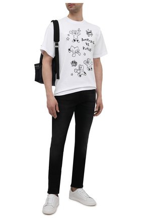 Мужская хлопковая футболка DOMREBEL белого цвета по цене 13400 руб., арт. RUMBLE/T-SHIRT | Фото 2 Мужская хлопковая футболка DOMREBEL белого цвета, арт. RUMBLE/T-SHIRT | Фото 2 (Материал внешний: Хлопок; Рукава: Короткие; Длина (для топов): Стандартные; Принт: С принтом; Стили: Гранж)