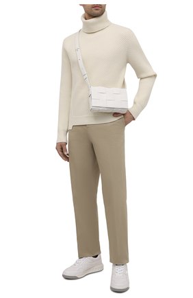 Мужской шерстяной свитер ALEXANDER MCQUEEN белого цвета, арт. 663617/Q1AUS | Фото 2 (Длина (для топов): Стандартные; Материал внешний: Шерсть; Рукава: Длинные; Принт: Без принта; Стили: Кэжуэл; Мужское Кросс-КТ: Свитер-одежда)