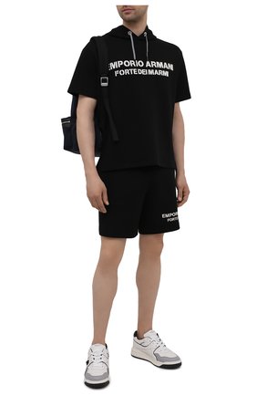 Мужской хлопковое худи EMPORIO ARMANI черного цвета по цене 23550 руб., арт. 6K1M63/1JHSZ | Фото 2 Мужской хлопковое худи EMPORIO ARMANI черного цвета, арт. 6K1M63/1JHSZ | Фото 2
