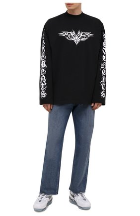 Мужская хлопковый лонгслив VETEMENTS черного цвета по цене 51850 руб., арт. UA52TR590B 1604/M | Фото 2 Мужская хлопковый лонгслив VETEMENTS черного цвета, арт. UA52TR590B 1604/M | Фото 2