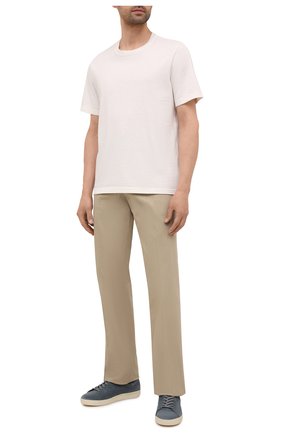 Мужские замшевые кеды TOM FORD синего цвета по цене 84200 руб., арт. J1045T-LCL046 | Фото 2 Мужские замшевые кеды TOM FORD синего цвета, арт. J1045T-LCL046 | Фото 2 (Материал внутренний: Натуральная кожа; Материал внешний: Замша, Кожа; Материал утеплителя: Без утеплителя; Подошва: Массивная; Длина стельки: 29,6, 31; Стили: Классический)
