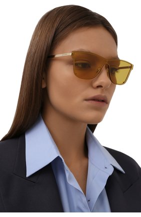 Женские солнцезащитные очки SAINT LAURENT желтого цвета по цене 33800 руб., арт. CLASSIC 11 M | Фото 2 Женские солнцезащитные очки SAINT LAURENT желтого цвета, арт. CLASSIC 11 M | Фото 2