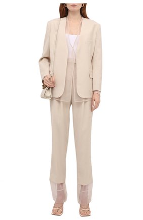 Женские брюки LOW CLASSIC бежевого цвета по цене 34550 руб., арт. L0W21SS_TR03NU | Фото 2 Женские брюки LOW CLASSIC бежевого цвета, арт. L0W21SS_TR03NU | Фото 2 (Материал внешний: Шерсть, Синтетический материал; Длина (брюки, джинсы): Удлиненные; Силуэт Ж (брюки и джинсы): Прямые; Женское Кросс-КТ: Брюки-одежда; Материал подклада: Синтетический материал; Стили: Кэжуэл)