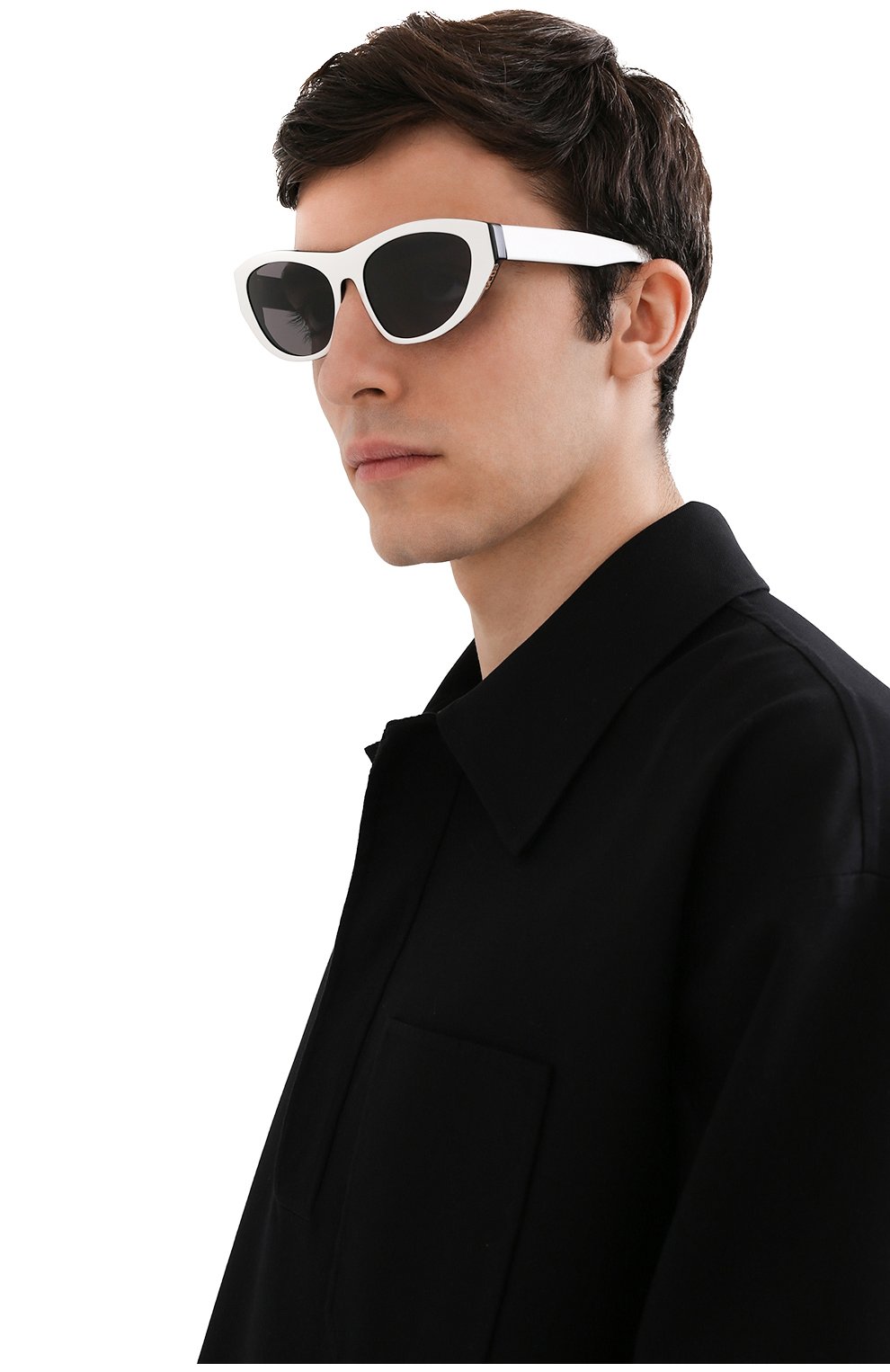 Женские солнцезащитные очки GCDS черно-белого цвета, арт. GD0010 21A | Фото 3 (Кросс-КТ: С/з-унисекс; Региональные ограничения белый список (Axapta Mercury): RU; Тип очков: С/з; Очки форма: Cat-eye; Оптика Гендер: оптика-унисекс)