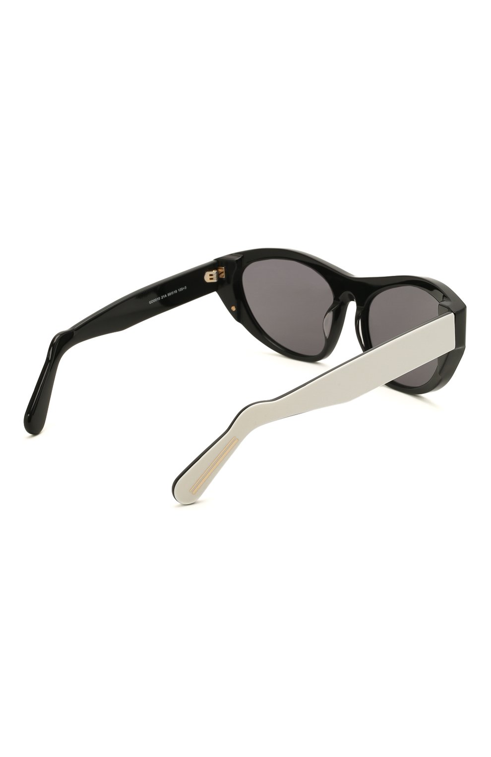 Женские солнцезащитные очки GCDS черно-белого цвета, арт. GD0010 21A | Фото 5 (Кросс-КТ: С/з-унисекс; Региональные ограничения белый список (Axapta Mercury): RU; Тип очков: С/з; Очки форма: Cat-eye; Оптика Гендер: оптика-унисекс)