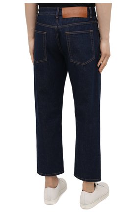 Мужские джинсы LOEWE синего цвета, арт. H526Y11X02 | Фото 4 (Силуэт М (брюки): Широкие; Кросс-КТ: Деним; Длина (брюки, джинсы): Стандартные; Материал внешний: Хлопок; Стили: Минимализм)