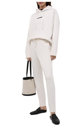 Женские хлопковые джоггеры JIL SANDER белого цвета по цене 41450 руб., арт. JPPT727517-WT248608 | Фото 2 Женские хлопковые джоггеры JIL SANDER белого цвета, арт. JPPT727517-WT248608 | Фото 2