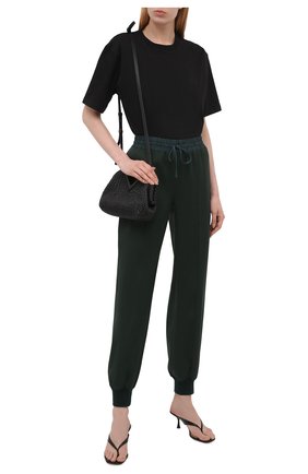 Женские шерстяные джоггеры JIL SANDER темно-зеленого цвета по цене 63050 руб., арт. JSPT310800-WT202500 | Фото 2 Женские шерстяные джоггеры JIL SANDER темно-зеленого цвета, арт. JSPT310800-WT202500 | Фото 2