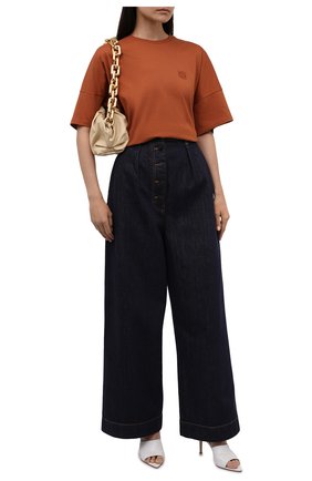 Женская хлопковая футболка LOEWE коричневого цвета по цене 29950 руб., арт. S359333XC9 | Фото 2 Женская хлопковая футболка LOEWE коричневого цвета, арт. S359333XC9 | Фото 2