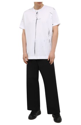 Мужская хлопковая футболка GIVENCHY белого цвета по цене 47050 руб., арт. BM712W3Y6B | Фото 2 Мужская хлопковая футболка GIVENCHY белого цвета, арт. BM712W3Y6B | Фото 2