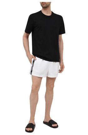 Мужские плавки-шорты CALVIN KLEIN белого цвета по цене 6185 руб., арт. KM0KM00557 | Фото 2 Мужские плавки-шорты CALVIN KLEIN белого цвета, арт. KM0KM00557 | Фото 2 (Материал внешний: Синтетический материал; Принт: Без принта)