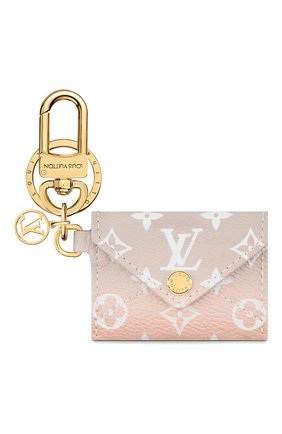 Женский брелок kirigami LOUIS VUITTON розового цвета по цене 34500 руб., арт. M00303 | Фото 1 Женский брелок kirigami LOUIS VUITTON розового цвета, арт. M00303 | Фото 1