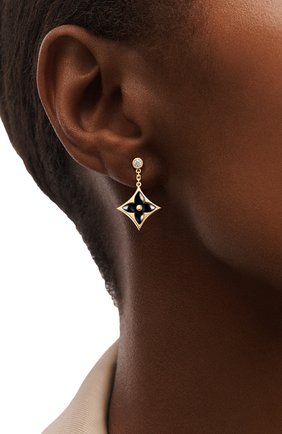 Женские серьги-пусеты color blossom bb LOUIS VUITTON черного цвета по цене 270000 руб., арт. Q96992 | Фото 2 Женские серьги-пусеты color blossom bb LOUIS VUITTON черного цвета, арт. Q96992 | Фото 2