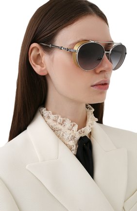 Женские солнцезащитные очки BALMAIN серебряного цвета по цене 78450 руб., арт. BPS-111B-60 | Фото 2 Женские солнцезащитные очки BALMAIN серебряного цвета, арт. BPS-111B-60 | Фото 2