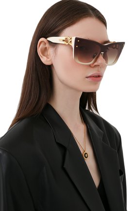 Женские солнцезащитные очки BALMAIN кремвого цвета по цене 69950 руб., арт. BPS-106B-150 | Фото 2 Женские солнцезащитные очки BALMAIN кремвого цвета, арт. BPS-106B-150 | Фото 2
