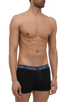 Мужские комплект из трех боксеров CALVIN KLEIN черного цвета по цене 4705 руб., арт. U2664G | Фото 2 Мужские комплект из трех боксеров CALVIN KLEIN черного цвета, арт. U2664G | Фото 2 (Материал внешний: Хлопок; Кросс-КТ: бельё; Мужское Кросс-КТ: Трусы)