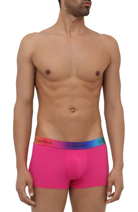 Мужские боксеры CALVIN KLEIN розового цвета по цене 4105 руб., арт. NB2709A | Фото 2 Мужские боксеры CALVIN KLEIN розового цвета, арт. NB2709A | Фото 2