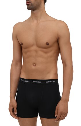 Мужские комплект из трех боксеров CALVIN KLEIN разноцветного цвета по цене 5190 руб., арт. U2662G | Фото 2 Мужские комплект из трех боксеров CALVIN KLEIN разноцветного цвета, арт. U2662G | Фото 2