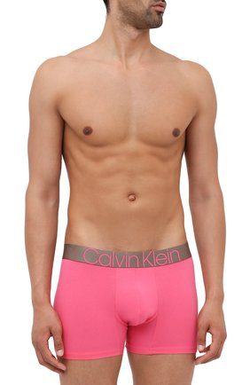 Мужские хлопковые боксеры CALVIN KLEIN розового цвета по цене 3655 руб., арт. NB2537A | Фото 2 Мужские хлопковые боксеры CALVIN KLEIN розового цвета, арт. NB2537A | Фото 2