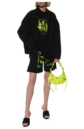 Женские хлопковые шорты VETEMENTS черного цвета по цене 42750 руб., арт. UA52TR400X 1610/W | Фото 2 Женские хлопковые шорты VETEMENTS черного цвета, арт. UA52TR400X 1610/W | Фото 2