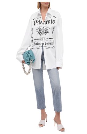 Женская хлопковая рубашка VETEMENTS белого цвета по цене 76450 руб., арт. UA52SH500W 1005/W | Фото 2 Женская хлопковая рубашка VETEMENTS белого цвета, арт. UA52SH500W 1005/W | Фото 2
